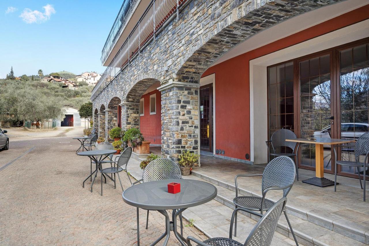 Messalina Agriturismo La Scuderia Molino Nuovo  Zewnętrze zdjęcie